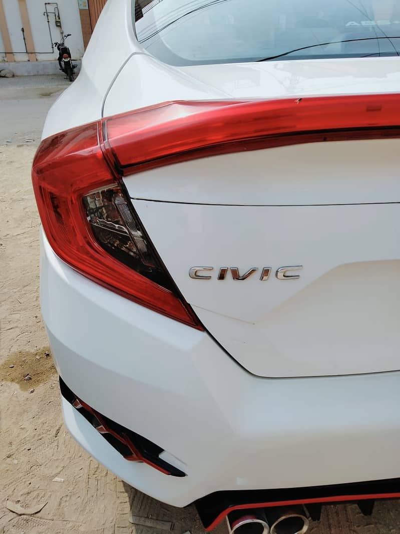 Honda Civic 2017 5