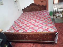 Decorated sheshum bed 0
