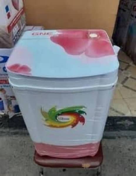 baby washing machine. new condition 10 by 10 . used only for 2 times. 0