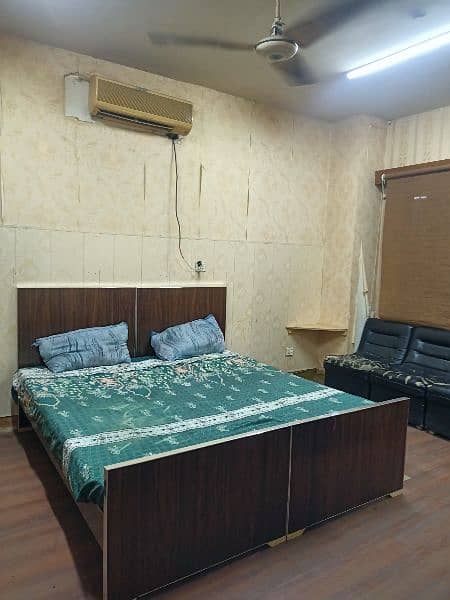 Furnished Flat Available Gulberg 1