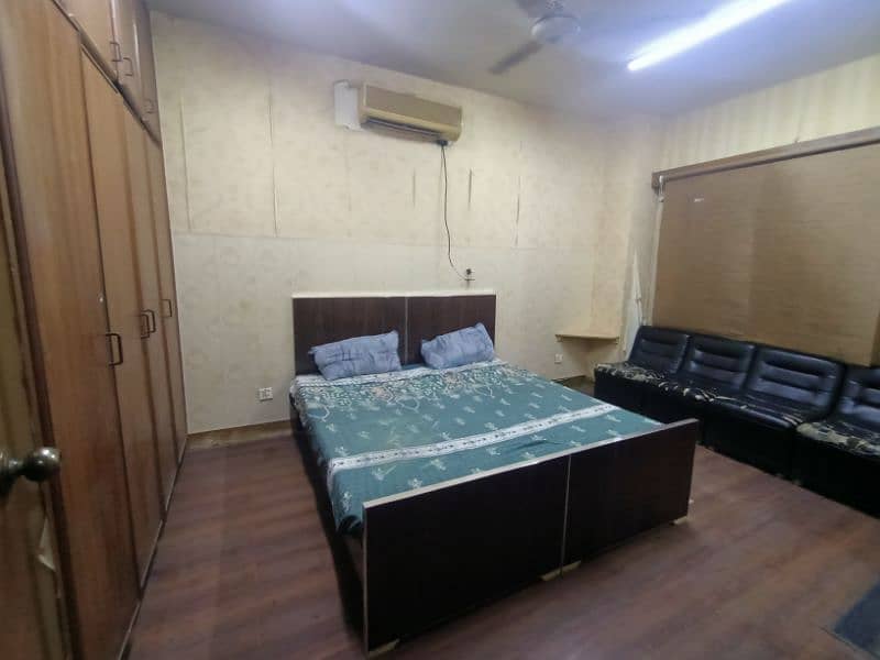 Furnished Flat Available Gulberg 2