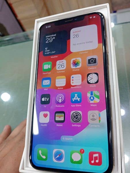 iPhone Xs Max 256GB Pta with box charging 4