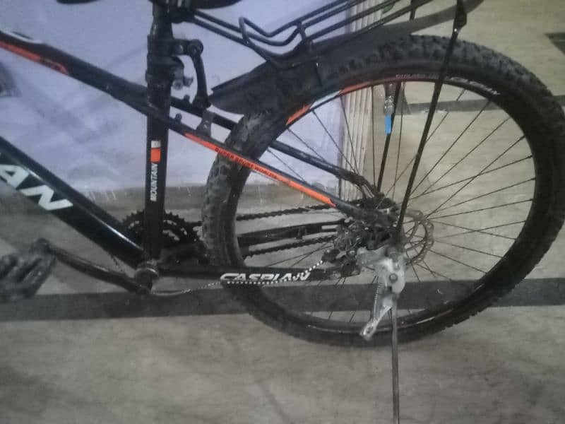 cycle is for sale in good condition in lahore pakarab 4