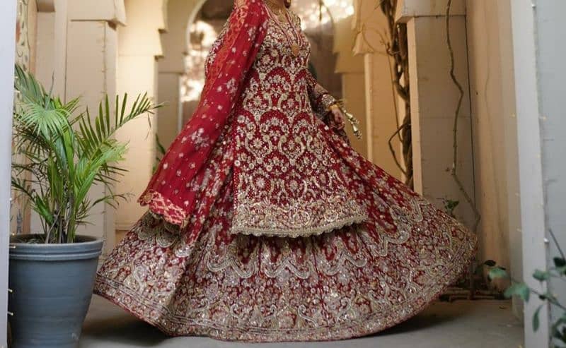 Bridal lehnga for sale / wedding dress / bridal dress 2