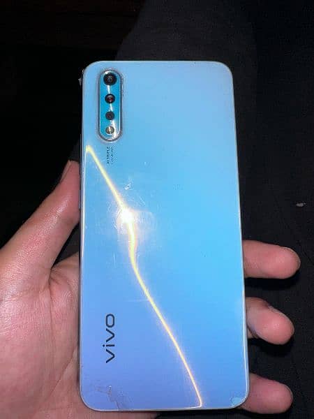 Vivo S1 4/128 3