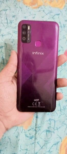 Infinix Hot 9 play 4/64 5