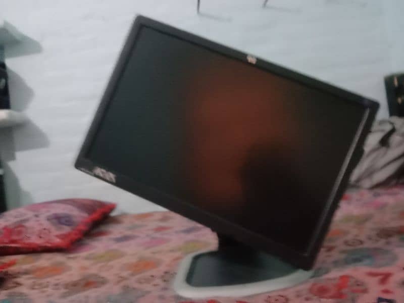 hp L2245wg monitor 360 1