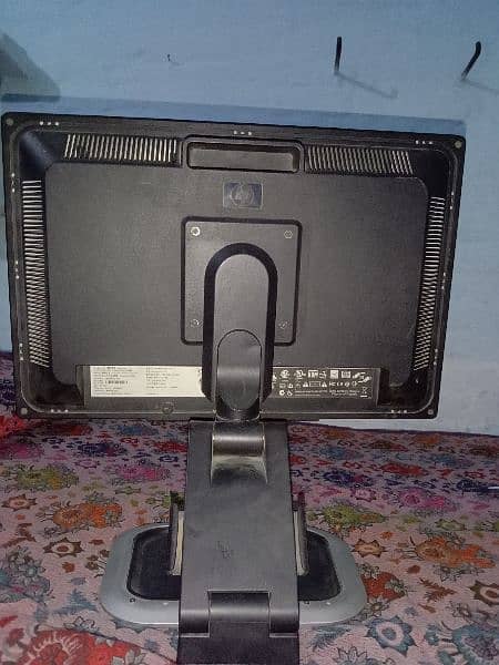 hp L2245wg monitor 360 4