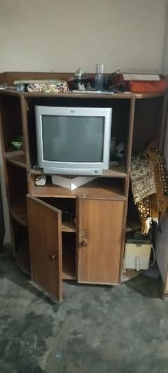 Computer & T. v Trolley