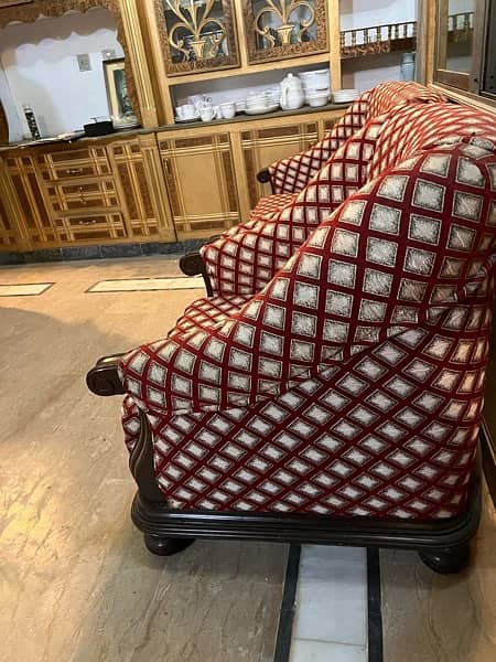 6 Seater Sofa Set New Condition 4