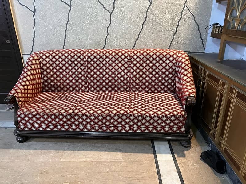 6 Seater Sofa Set New Condition 1
