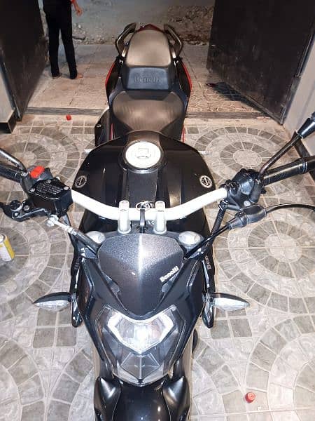 I want to sell My Benelli TNT 150i Model 2021 3