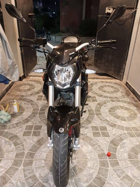 I want to sell My Benelli TNT 150i Model 2021 6