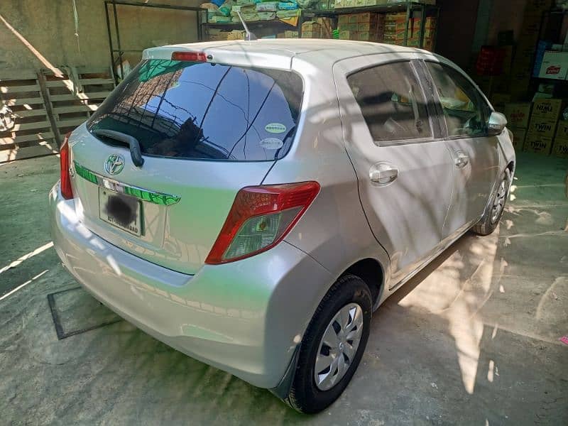 Toyota Vitz 2013 5