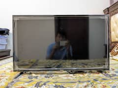 Haier Tv 32 inch 3 month used not  Repaired single time.