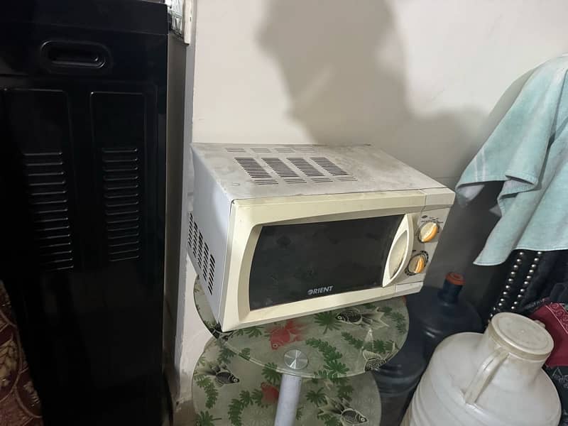 Orient microwave oven 0