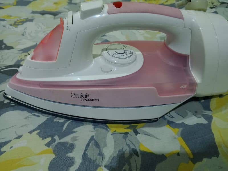 Emjoi Steam iron for sale 4