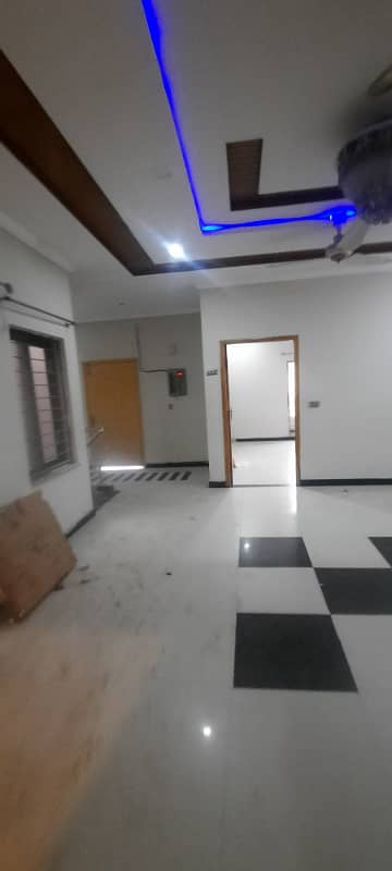 8 MARLA UPPER PORTION FOR RENT IN MILITARY ACCOUNTS COLLEGE ROAD 5