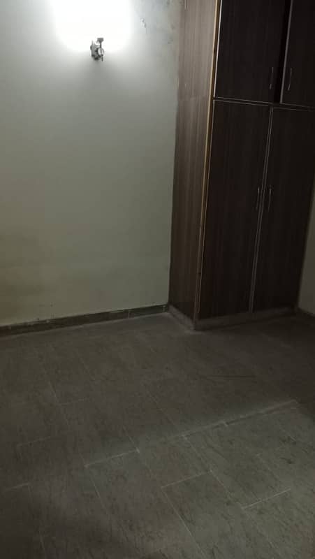 3 Marla 2nd Floor New Flat For Rent In Mb Military Accounts College Road Lahore 2