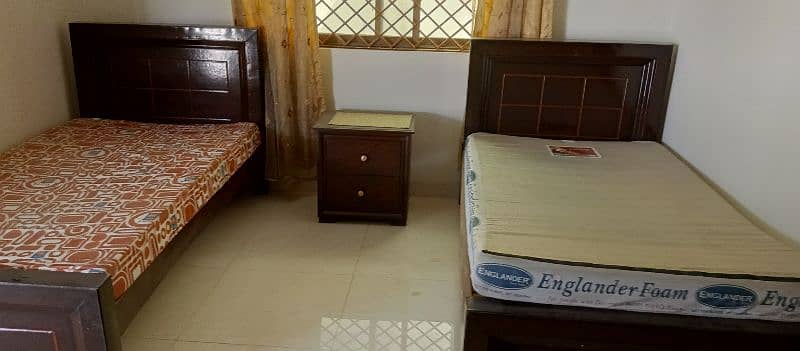 Two Single beds  for sale 3