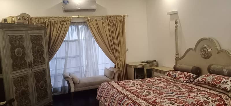 On weekly/monthly Basis One kanal furnished House in DHA 6