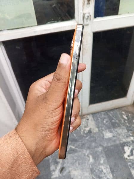 Infinix note30 8.256 gb with box and charger warranty available 3