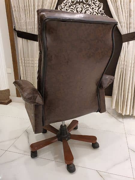 Office revolving chair 3