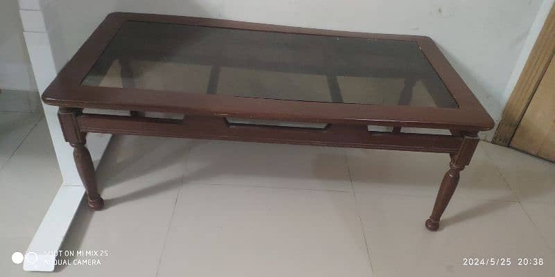 Coffee Table with new fitted glass 2