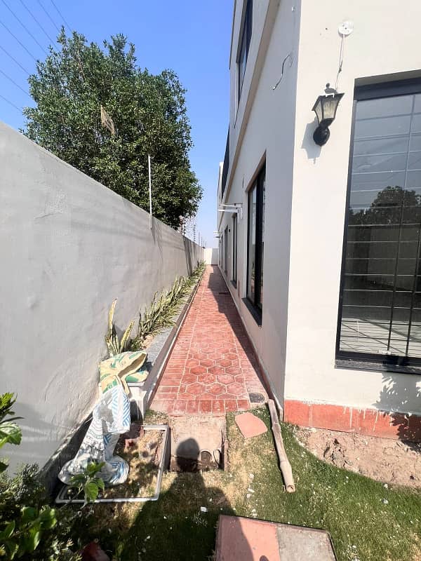 20 Marla Brand New House For Rent Near To Park School Bahria Town Tipo Block Lahore 8