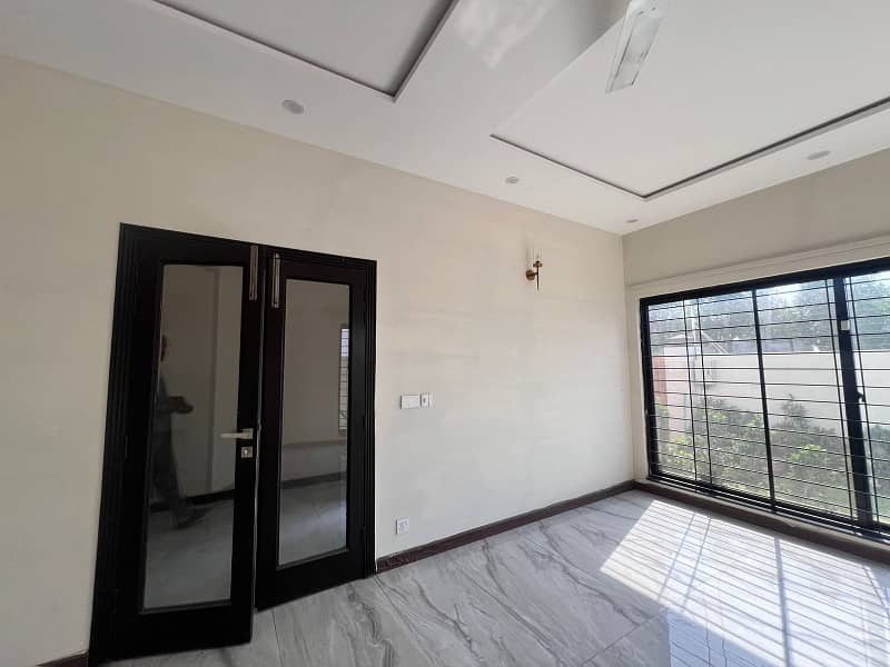 20 Marla Brand New House For Rent Near To Park School Bahria Town Tipo Block Lahore 30