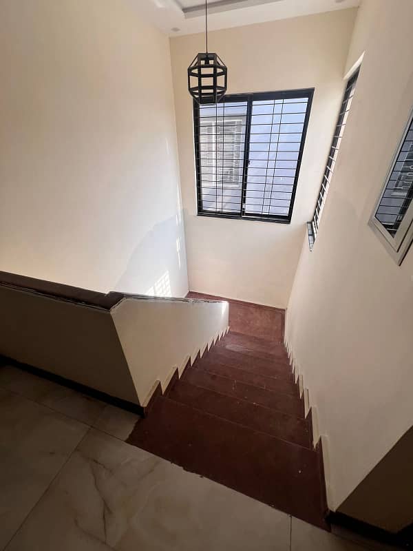 20 Marla Brand New House For Rent Near To Park School Bahria Town Tipo Block Lahore 35