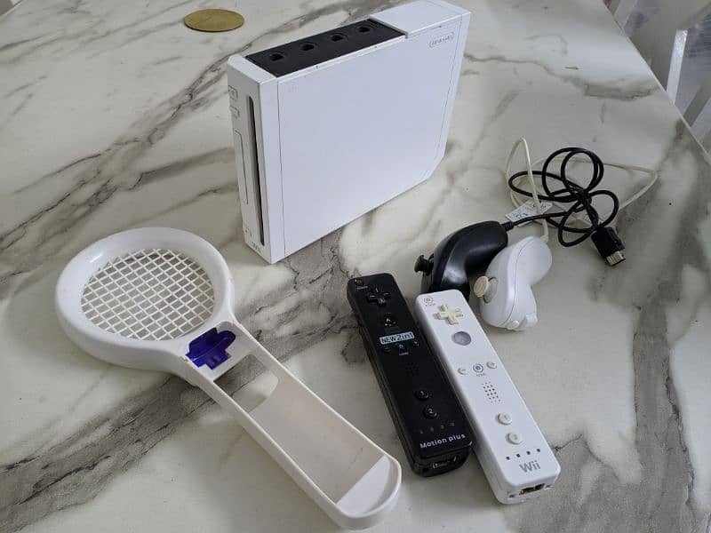 Nintendo Wii - with FREE GAMES 7