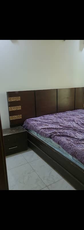 Room Available for rent per day Full Funished in Bahria Town Karachi 3