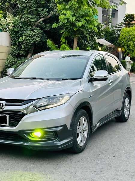 Honda Vezel 2013 X L package 2