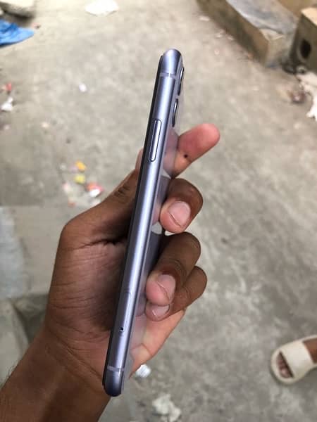 iphone 11 non pta 64(gb) batry health 80 All ok condition 10/10 3