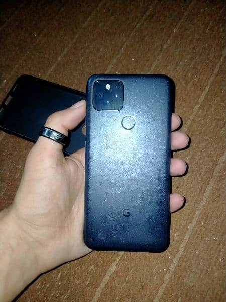 Google pixel 5 8gb 128gb With Accessories (OEM Lock) 5