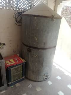 Wheat storage drum Gandum Bharola