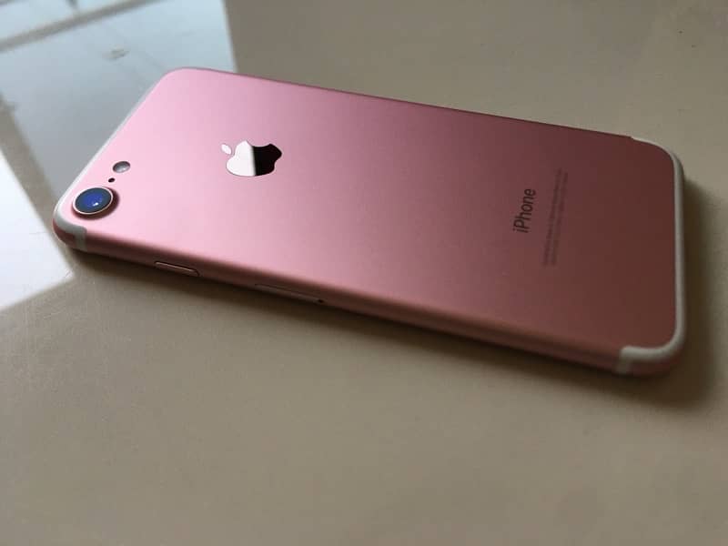 Brand New Condition iPhone 7 128gb Rose Gold PTA APPROVED 4