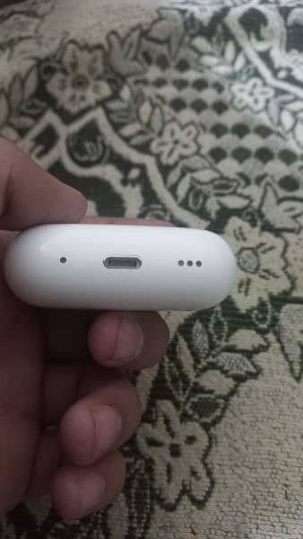 Airpods pro 2nd genration. 3