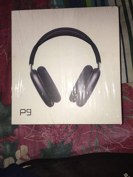 P9 HEADPHONES 0