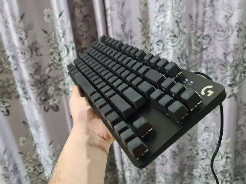Logitech G413 TKL SE Mechanical Gaming Keyboard - Compact Backlit KB 6