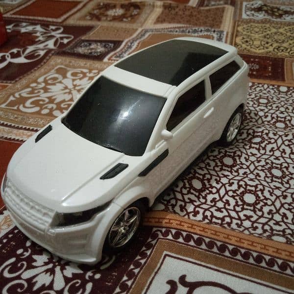 MODEL CAR 2