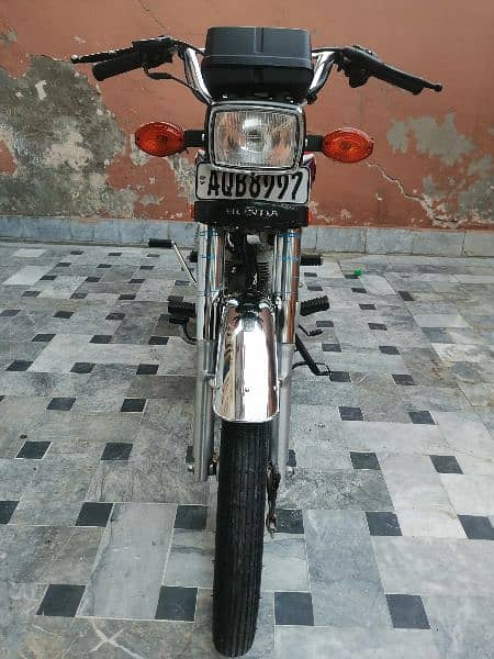 Honda 125. Condition 10 by 10 3