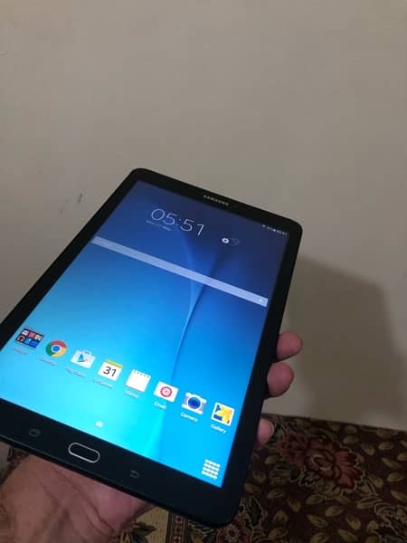 Samsung Tablet 10 inch for sale 1