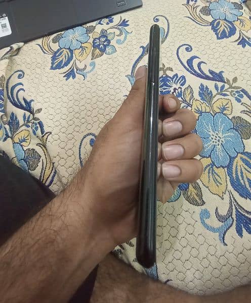 OnePlus 6t (8-128) 5
