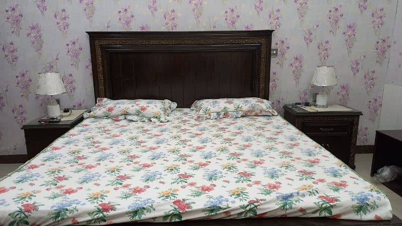 Bed + spring mattress + side tables + dressing tables  for sale 0