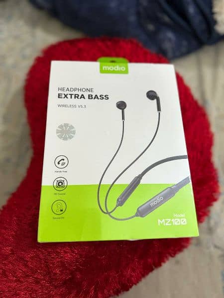 Brand New Modio MZ100 Extra Bass Headphones - Box Pack! 3