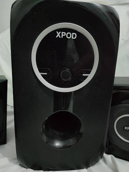 XPOD BT1400 woofers speakers 1
