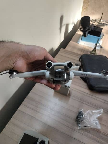 DJI Mini 3 with Fly More Kit 3