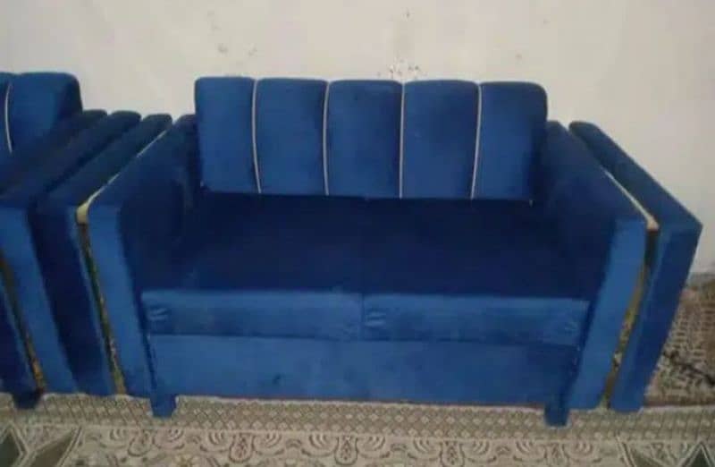 New Design Brace Sofa Set. 0